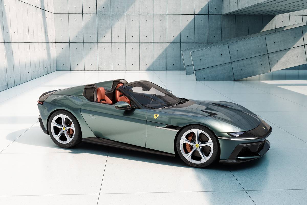 2025 Ferrari 12Cilindri Coupe and Spider Celebrate the V-12 | Cars.com