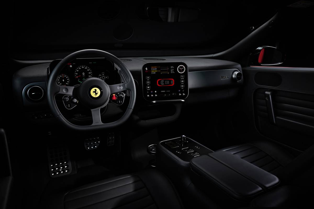 ferrari luce 2027 interior oem 07 jpg