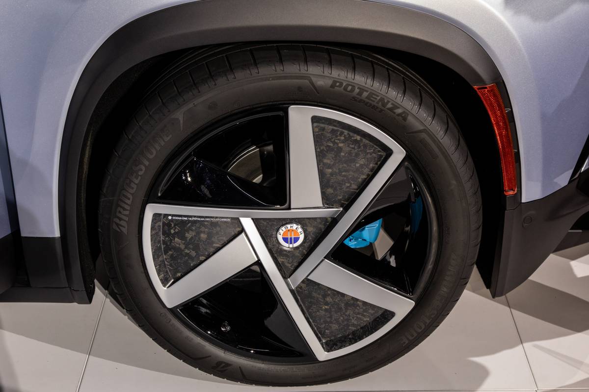 fisker ocean 2023 10 blue exterior suv wheel jpg