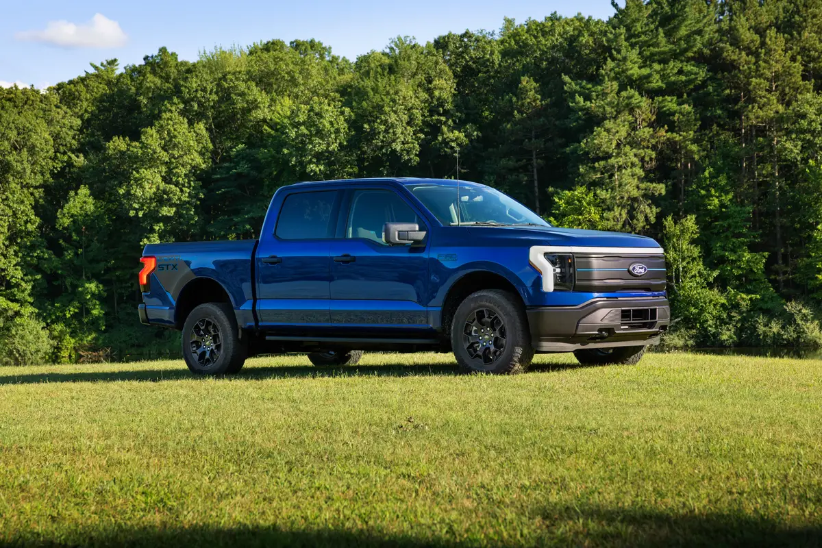 ford F 150 Lightning STX 2026 exterior oem 07 jpg