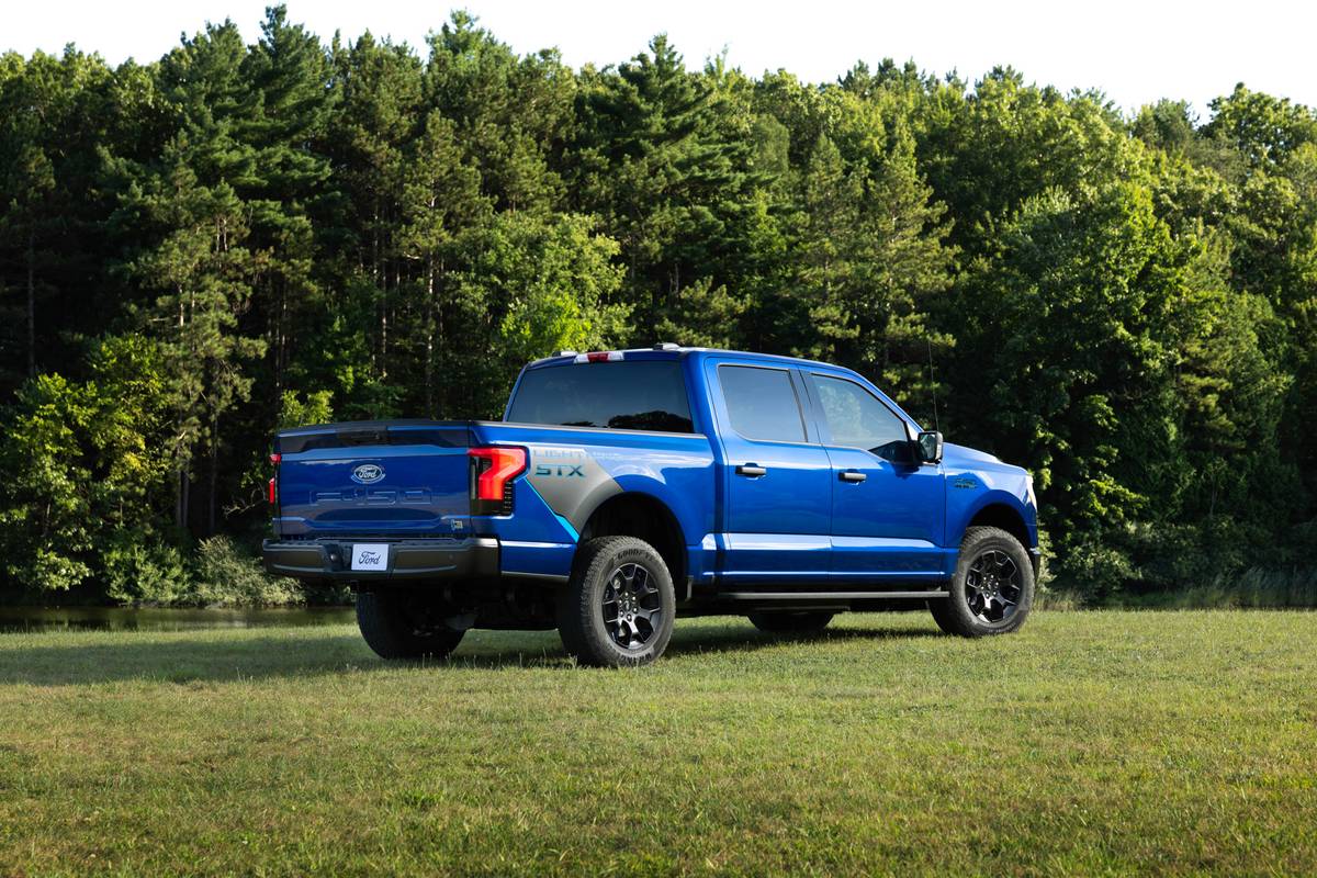 ford F 150 Lightning STX 2026 exterior oem 09 jpg