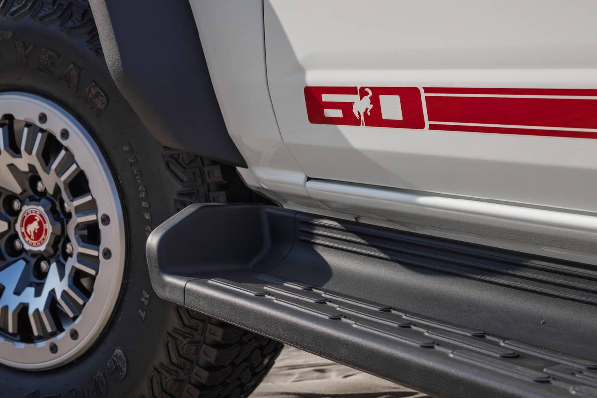 ford bronco 60th anniversary package 2026 exterior oem 03 jpg