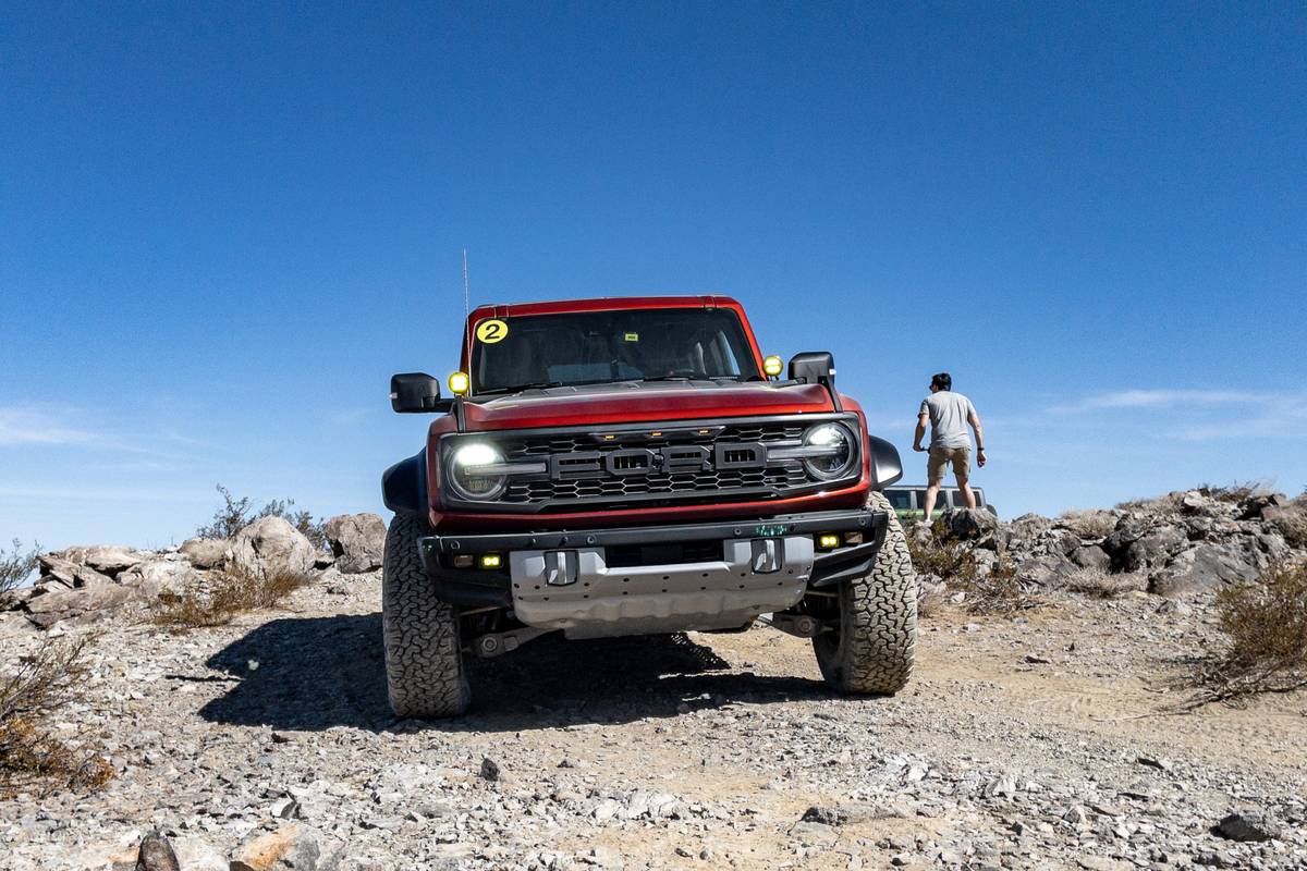 Is the 2022 Ford Bronco Raptor a Good SUV? 5 Things We Like, 4 We Don’t | News