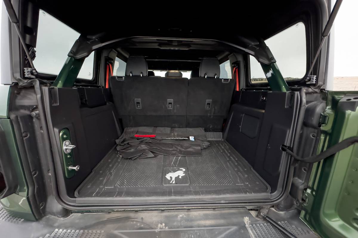 ford bronco raptor 2023 18 interior cargo scaled jpg