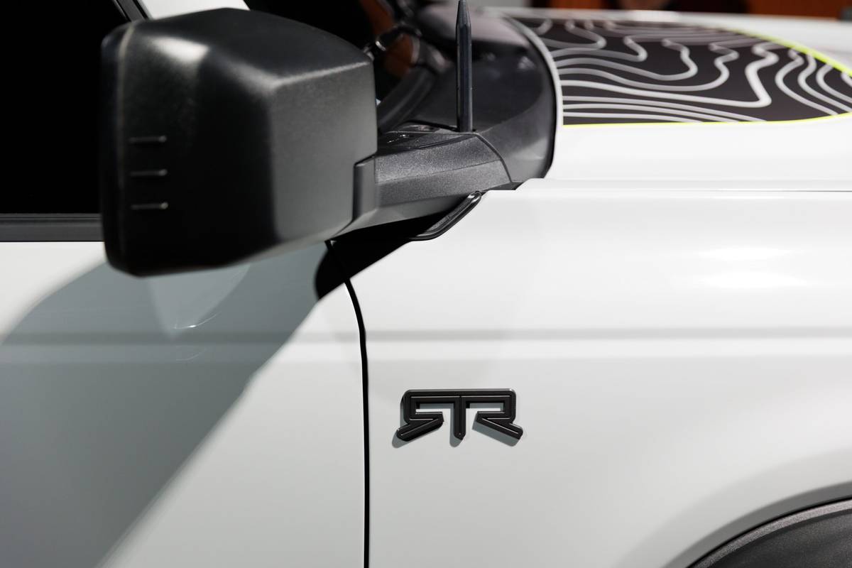 ford bronco rtr 2027 11 exterior profile badge scaled jpg