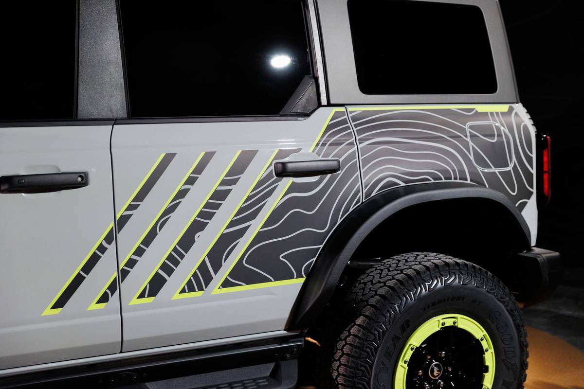 ford bronco rtr 2027 18 exterior rear angle detail scaled jpg