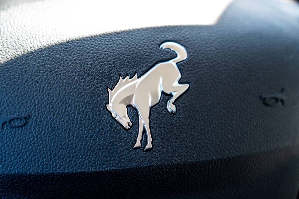 ford bronco sport big bend 4x4 2025 20 interior steering wheel badge detail scaled jpg
