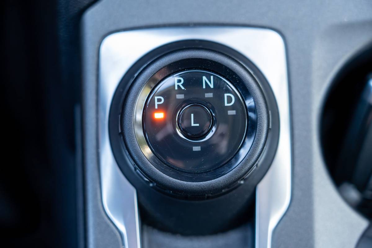 ford bronco sport big bend 4x4 2025 35 interior interior drive selector dial detail scaled jpg