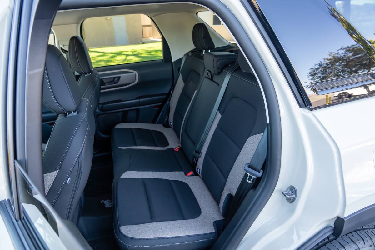 ford bronco sport big bend 4x4 2025 40 interior second row 2 scaled jpg