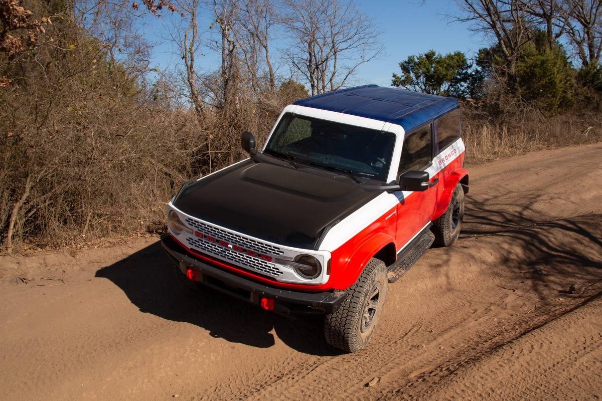 ford bronco stroppe edition 2025 02 exterior front angle scaled jpg