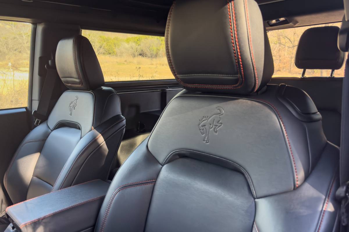 ford bronco stroppe edition 2025 32 interior front row seat scaled jpg