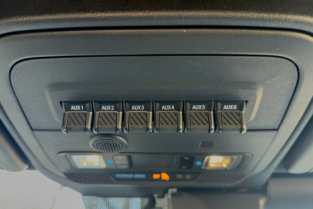 ford bronco stroppe edition 2025 45 interior overhead controls scaled jpg