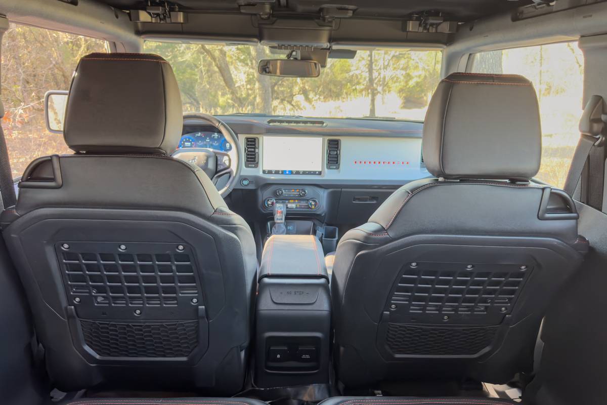 ford bronco stroppe edition 2025 54 interior backseat jpg