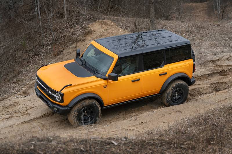ford-bronco-wildtrak-2026-exterior-oem-11