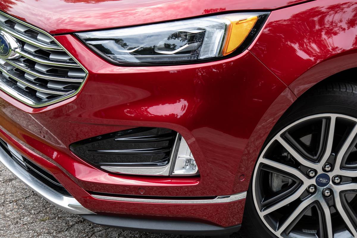 2019 Ford Edge | Cars.com photo by Christian Lantry
