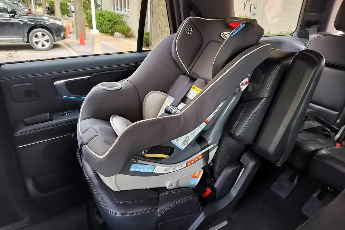 ford expedition 2025 02 interior car seat scaled jpg