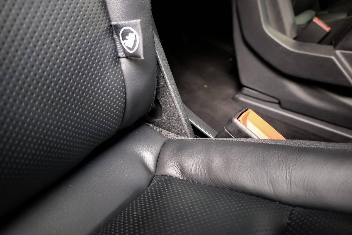 ford expedition 2025 04 interior car seat scaled jpg