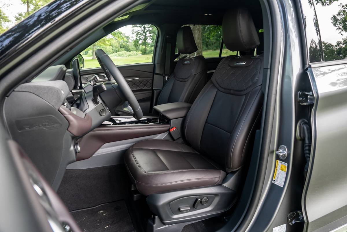 ford explorer 2025 19 interior front row scaled jpg