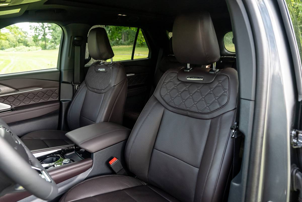 ford explorer 2025 20 interior front row seat scaled jpg