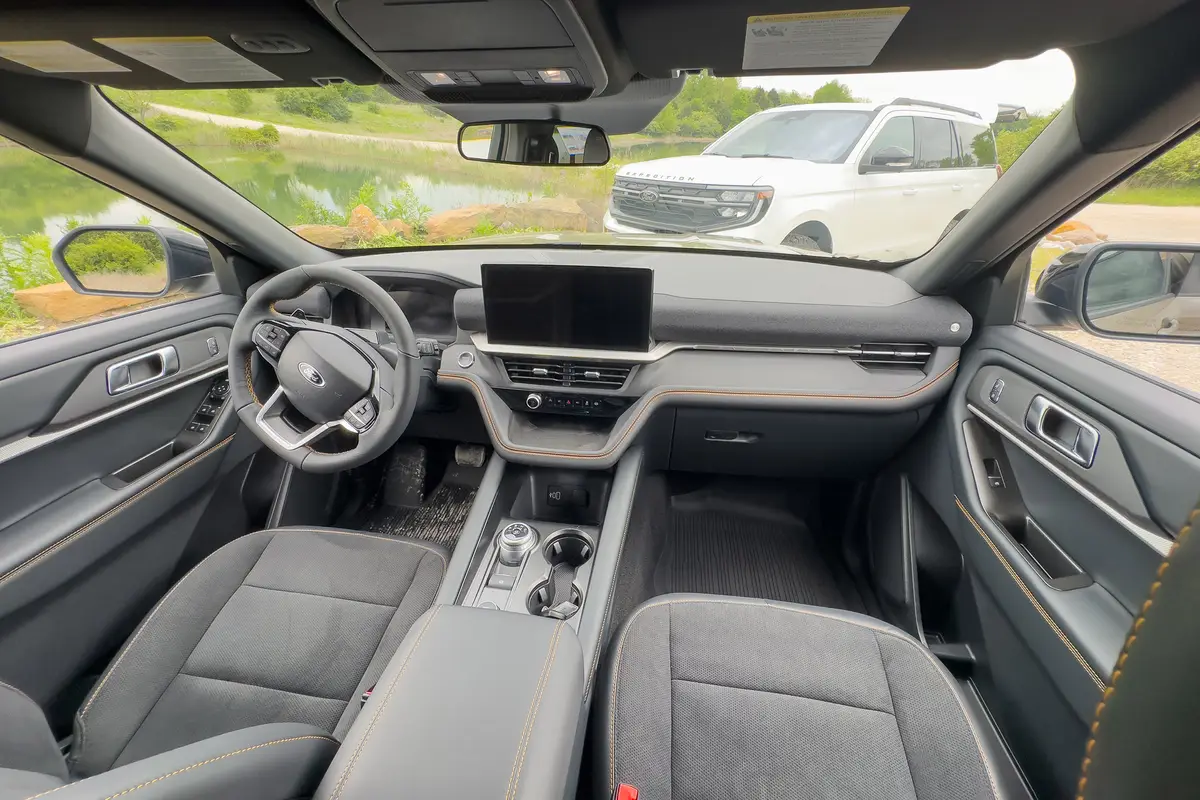 ford explorer tremor 2026 11 interior dashboard 1 jpg