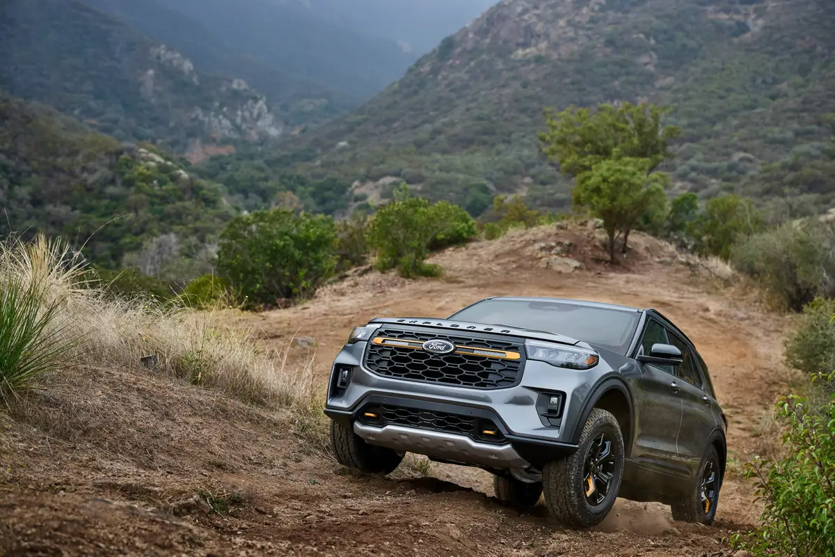 ford explorer tremor 2026 exterior oem 01 jpg