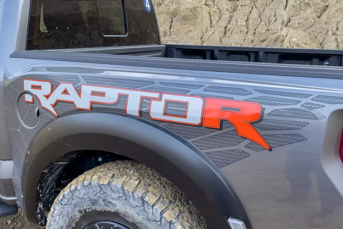 Ford F-150 Raptor R Vs. Ford Bronco Raptor: Which Bird Is Better in the ...