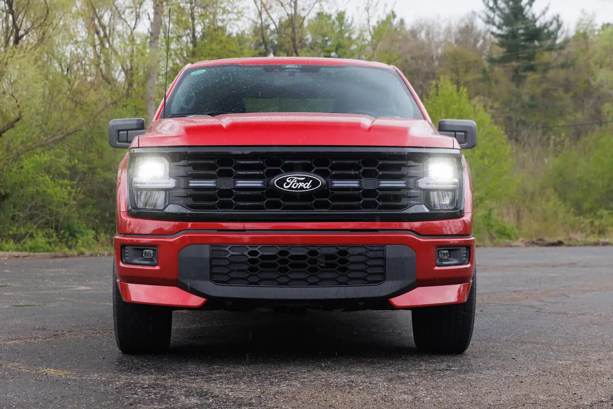 ford f 150 stx lobo supercharged 2025 03 exterior front 1 scaled jpg
