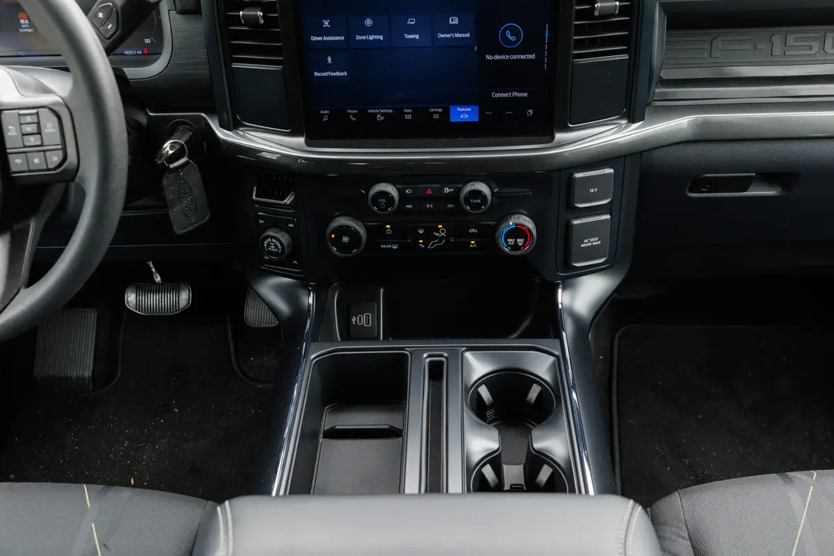 ford f 150 stx lobo supercharged 2025 22 interior climate control scaled jpg