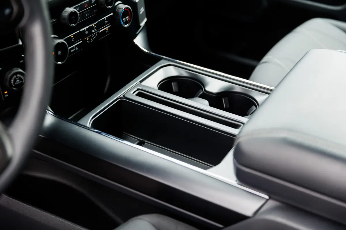 ford f 150 stx lobo supercharged 2025 23 interior center console scaled jpg