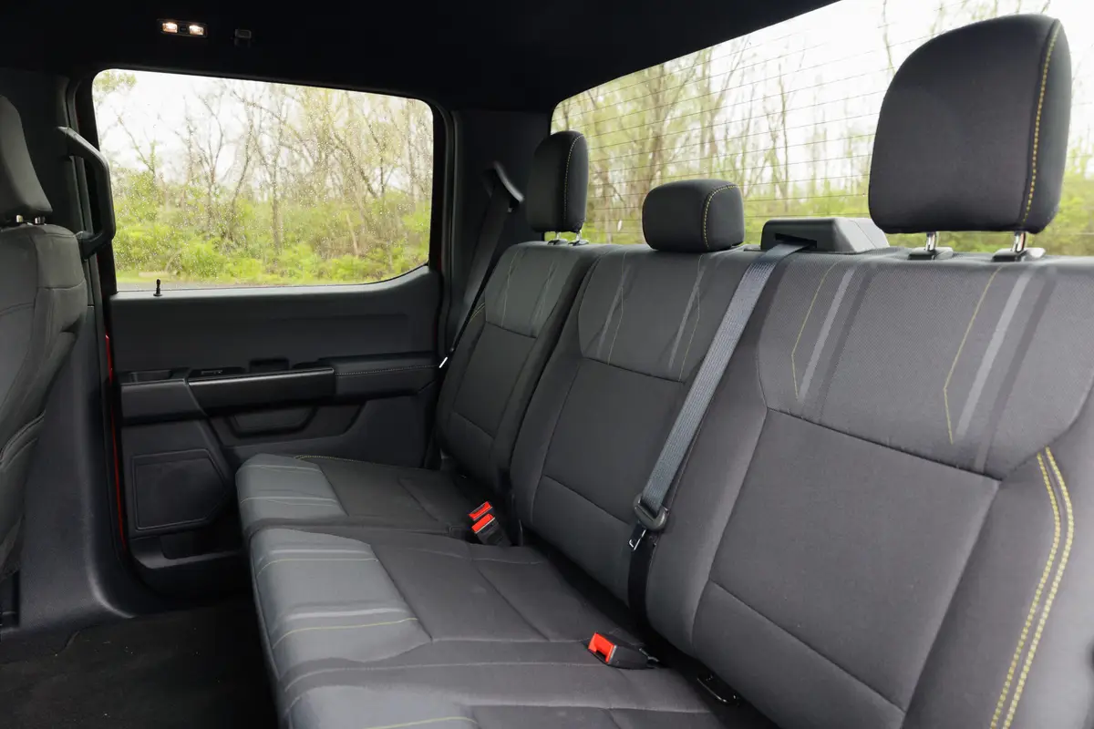 ford f 150 stx lobo supercharged 2025 31 interior backseat scaled jpg