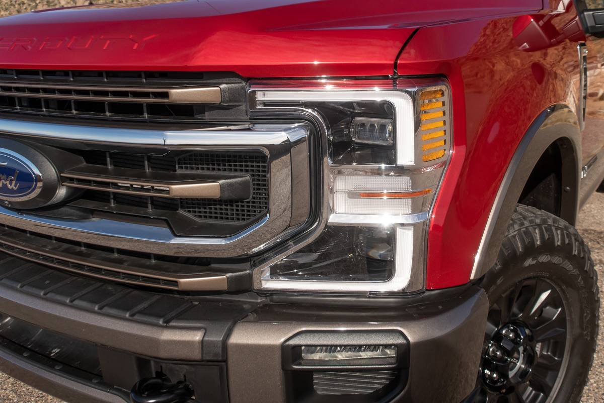 ford f 250 super duty 2020 13 exterior  front  headlights  red jpg