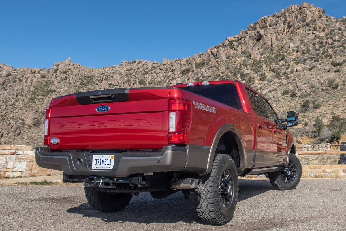 ford f 250 super duty 2020 18 angle  exterior  rear  red jpg