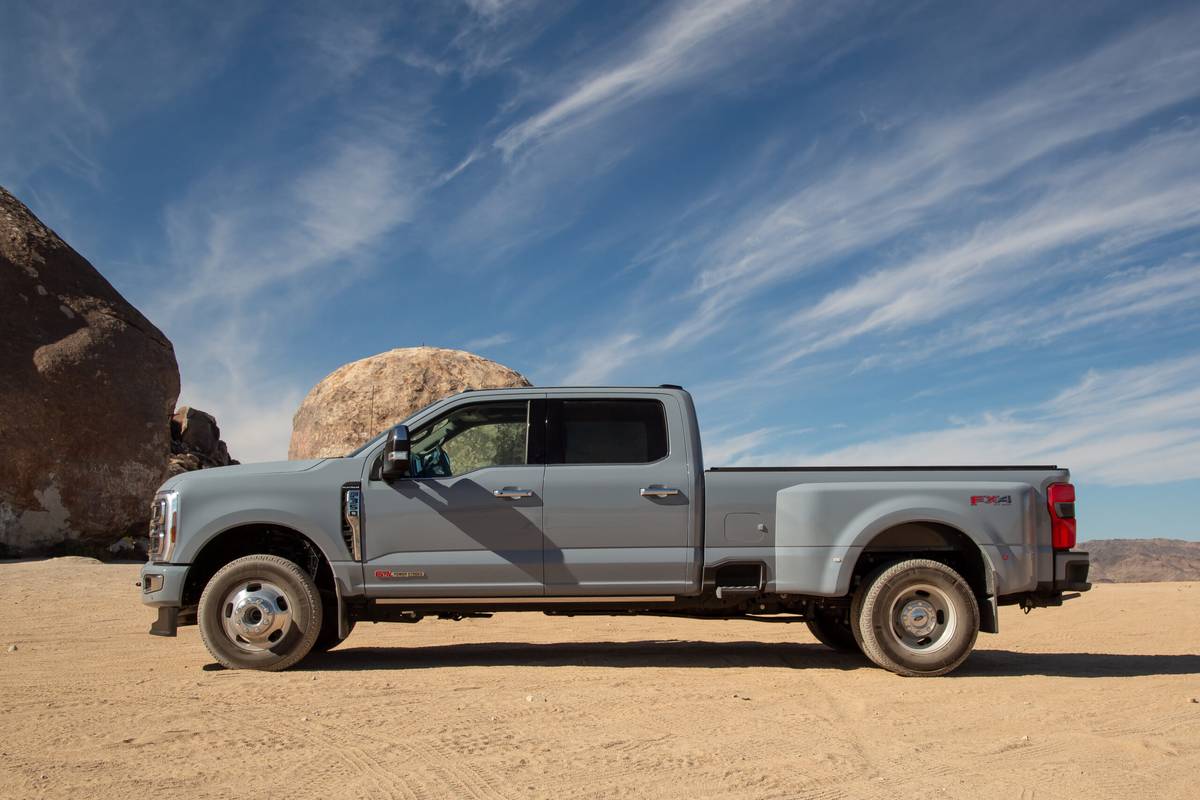 ford f 350 platinum 2026 04 exterior profile scaled jpg