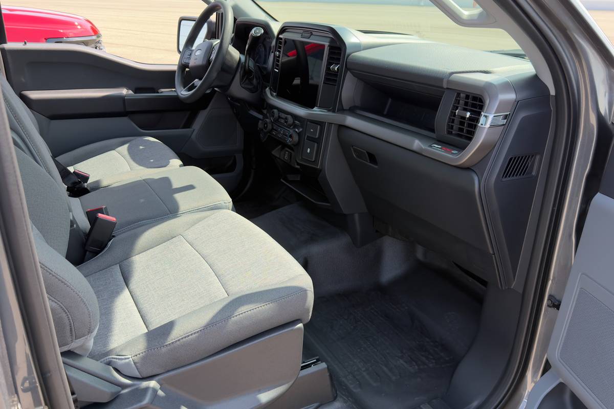 ford f150 sp700s 2026 interior oem 07 jpg