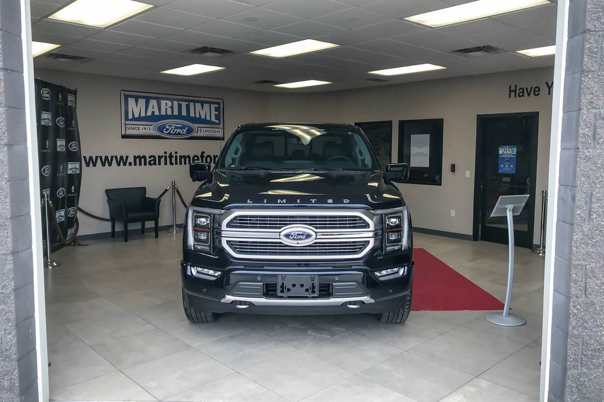 ford hybrid supercrew limited 2021 01 black exterior front jpg