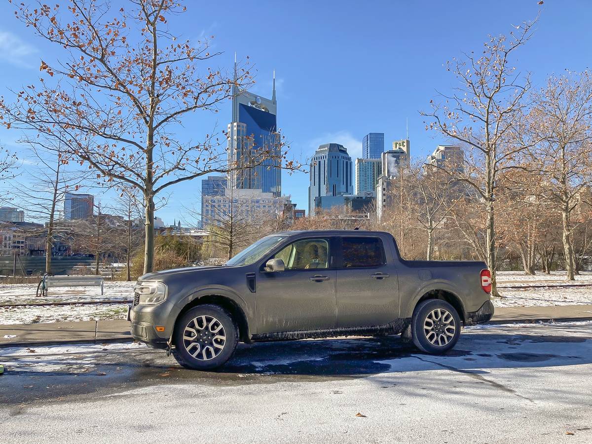 https://images.cars.com/cldstatic/wp-content/uploads/ford-maverick-2022-01-exterior-profile-nashville.jpg