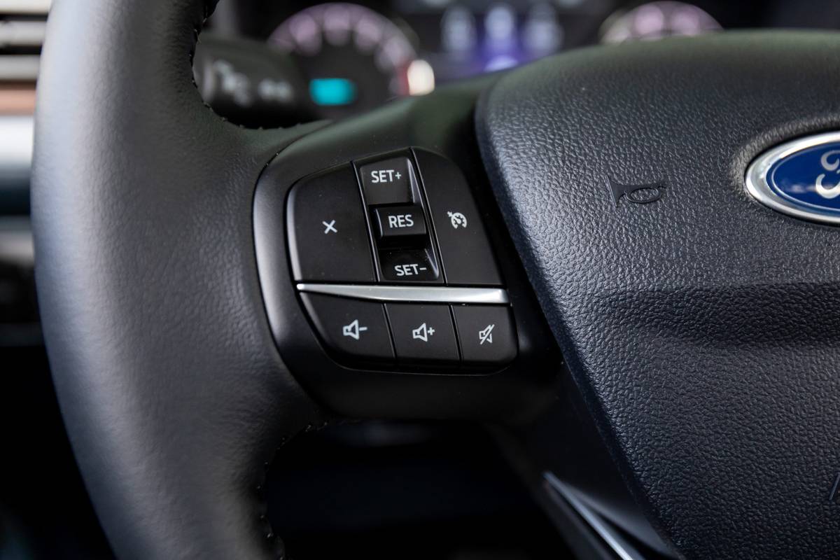 ford maverick 2022 30 controls interior truck wheel scaled jpg