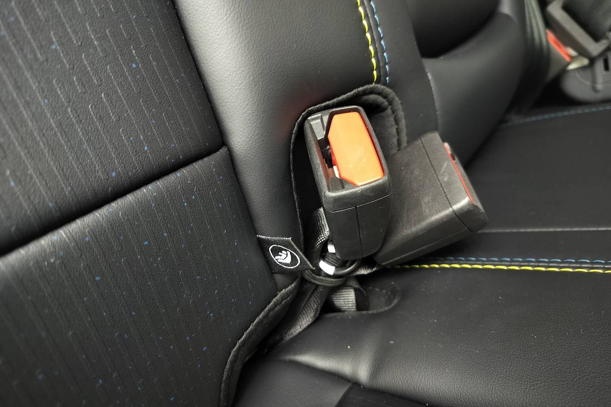 ford maverick 2025 interior csc 03 jpg