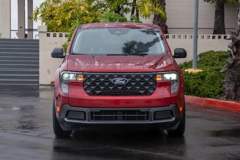 ford-maverick-hybrid-2025-51-exterior-front