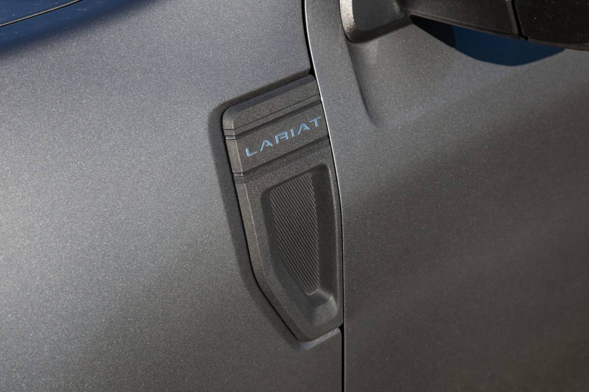 2022 Ford Maverick Lariat hybrid | Cars.com photo by Christian Lantry