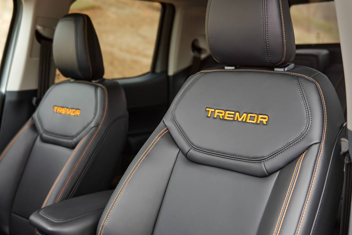 ford maverick tremor 2023 interior oem 02 jpg