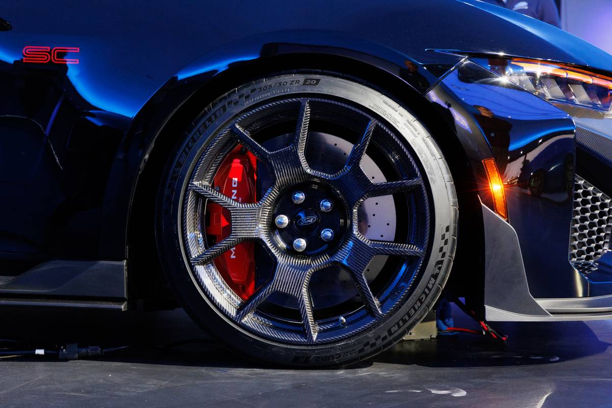 ford mustang dark horse sc 2026 38 exterior wheel jpg