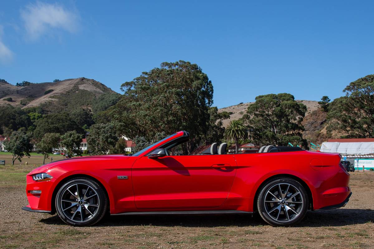 ford mustang ecoboost 2020 20 exterior  profile  red jpg