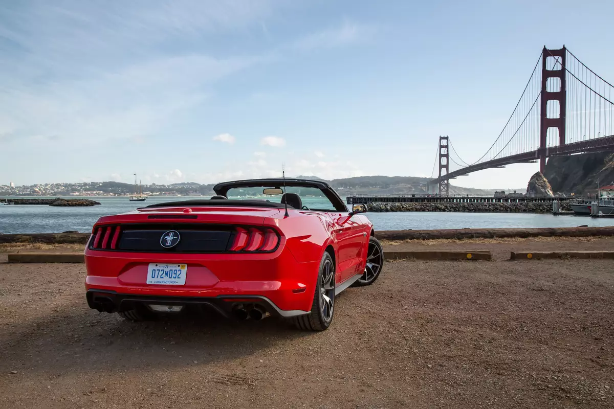 ford-mustang-ecoboost-2020-21-angle--exterior--rear--red.jpg
