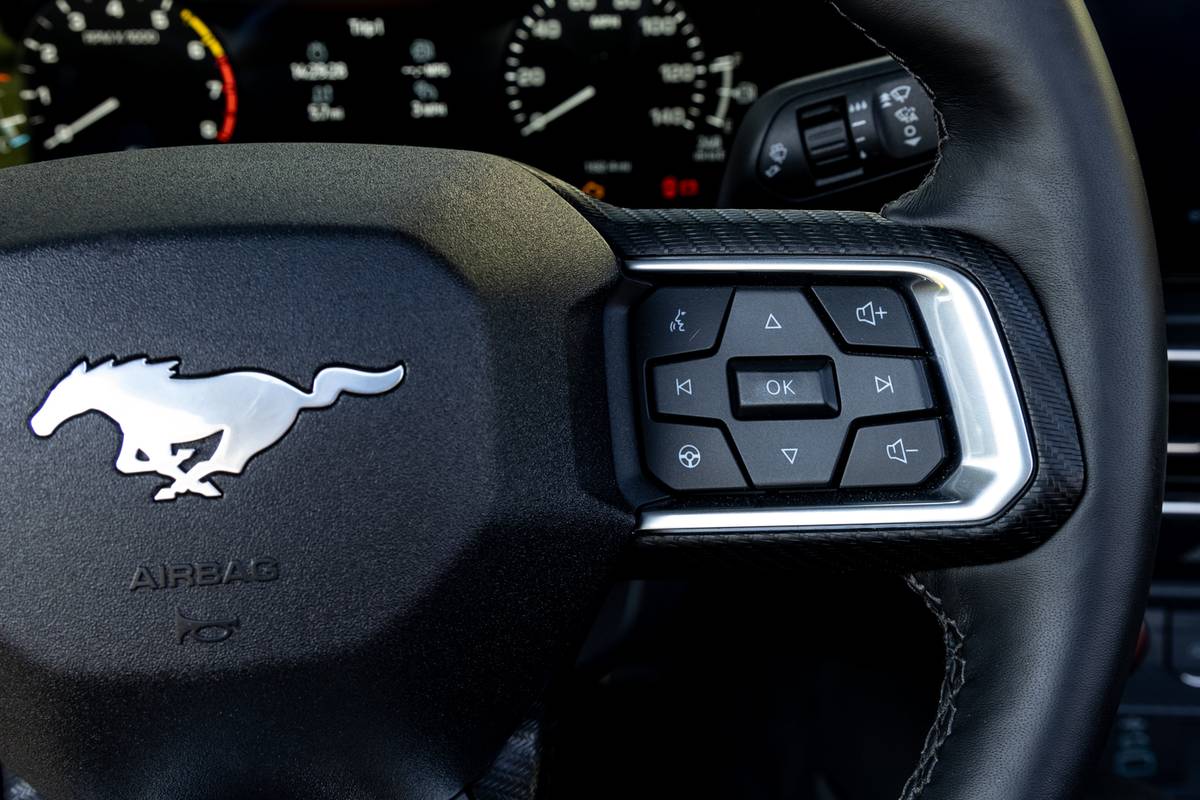 ford mustang ecoboost 2024 43 interior steering wheel controls jpg