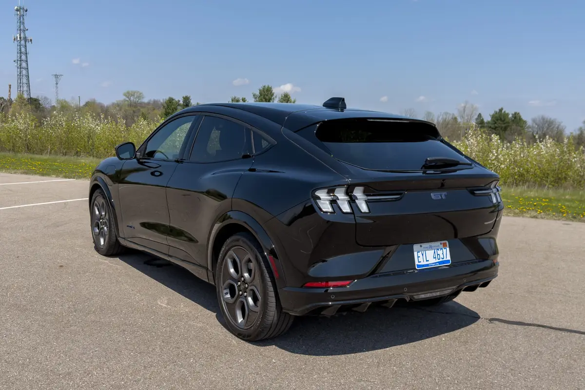 ford mustang mach e gt california special 2026 15 exterior rear angle scaled jpg