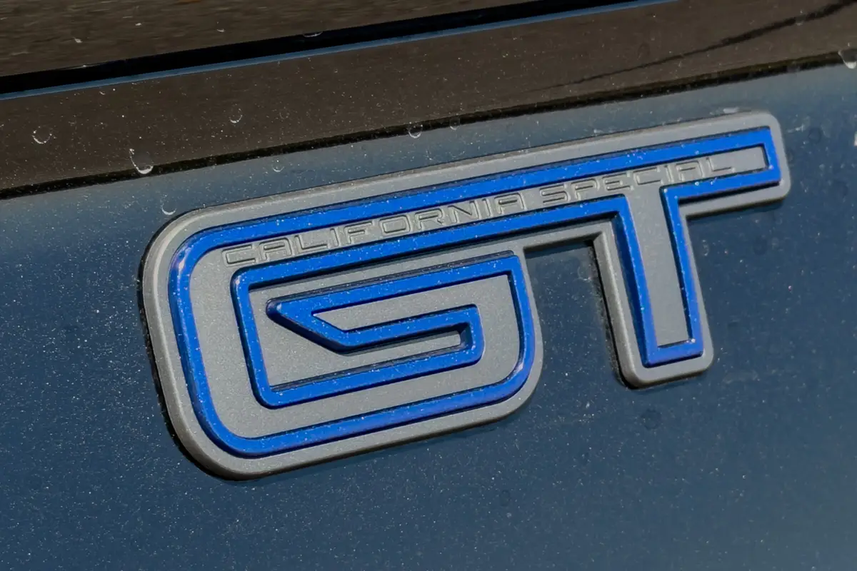 ford mustang mach e gt california special 2026 18 exterior rear badge scaled jpg