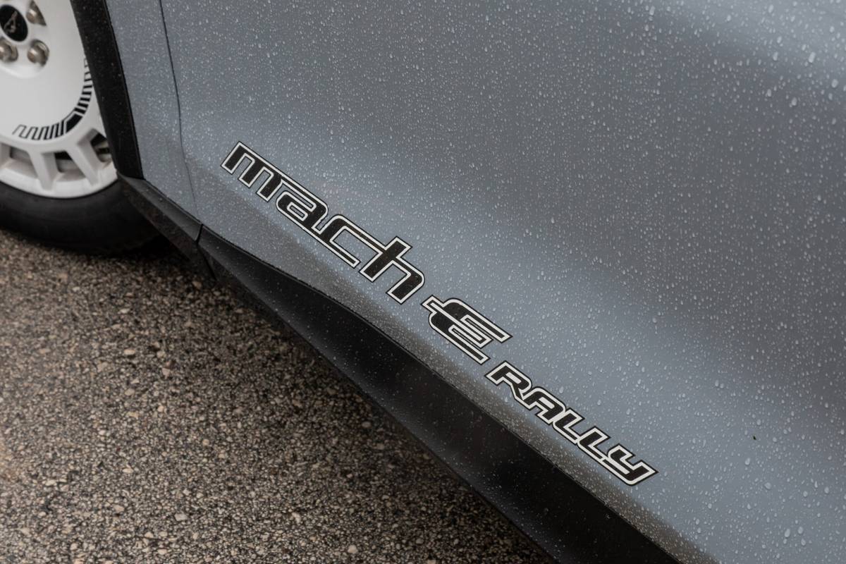 ford mustang mach e gt eawd 2024 07 exterior profile badge scaled jpg