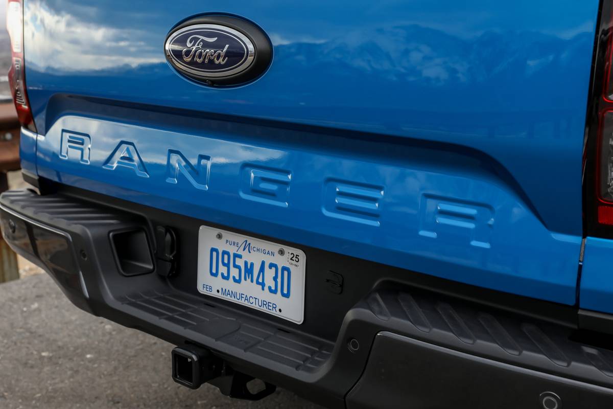 ford ranger lariat 2024 11 exterior rear badge blue scaled jpg