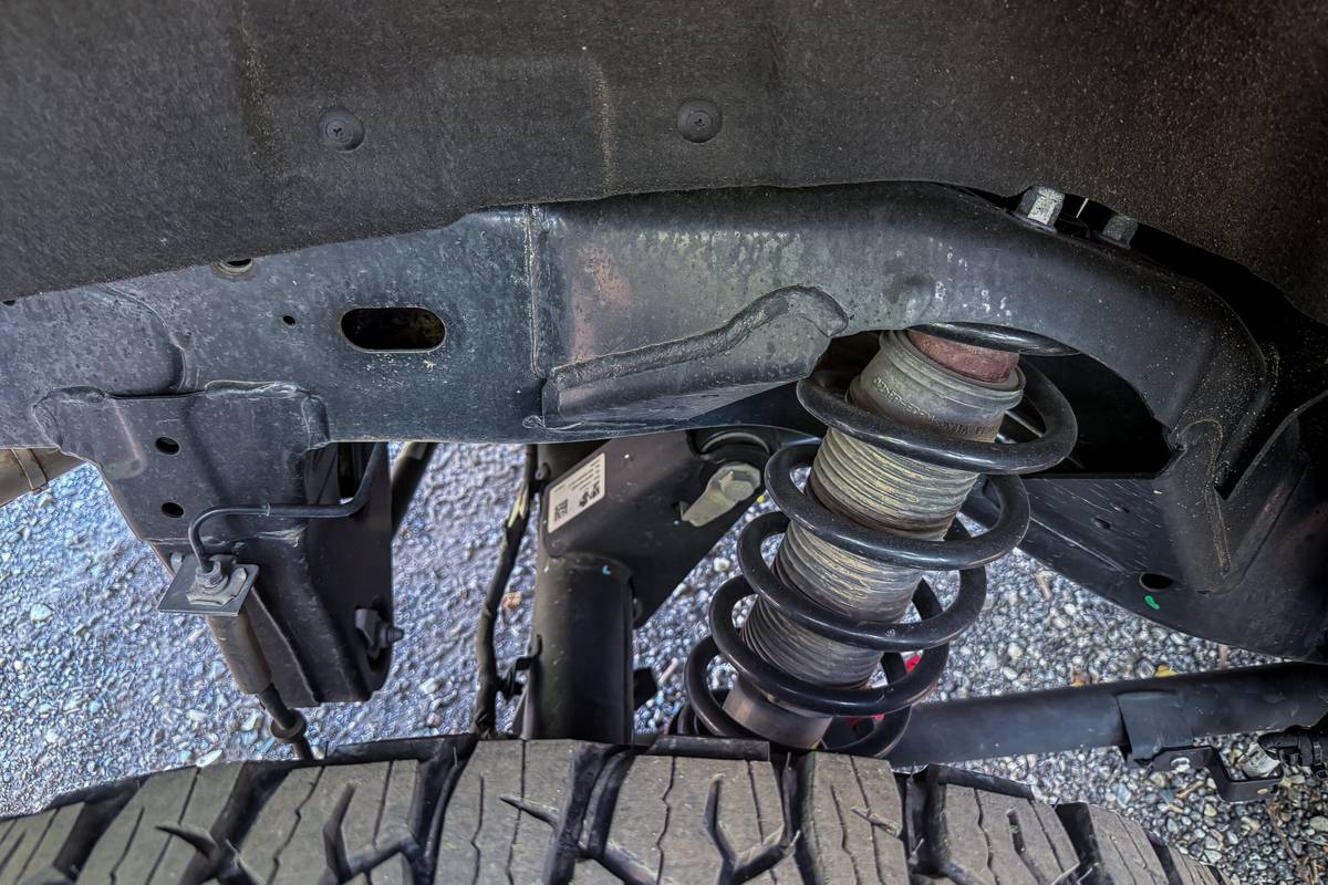 ford ranger raptor supercrew 4x4 2024 43 exterior suspension scaled jpg